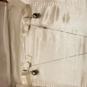 New 14K Gold Black Tahitian Pearl Neck and Earring
